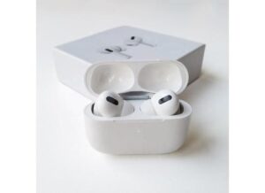 HD-BT-013-550x400-1.jpg InPods 13 With Wireless Charging Case Earphone
