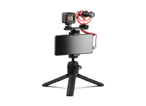 RC398DE_VLOGGER_KIT_3_QUARTER_RIGHT_FRONT_1080x1080-550x400-1.png RODE Vlogger Kit Universal Filmmaking Kit for Smartphones with 3.5mm Ports