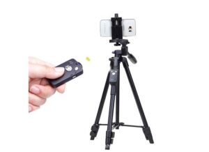 vct-52082-550x400-1.jpg Tripod VCT 5208 with Bluetooth Remote for Camera + phone